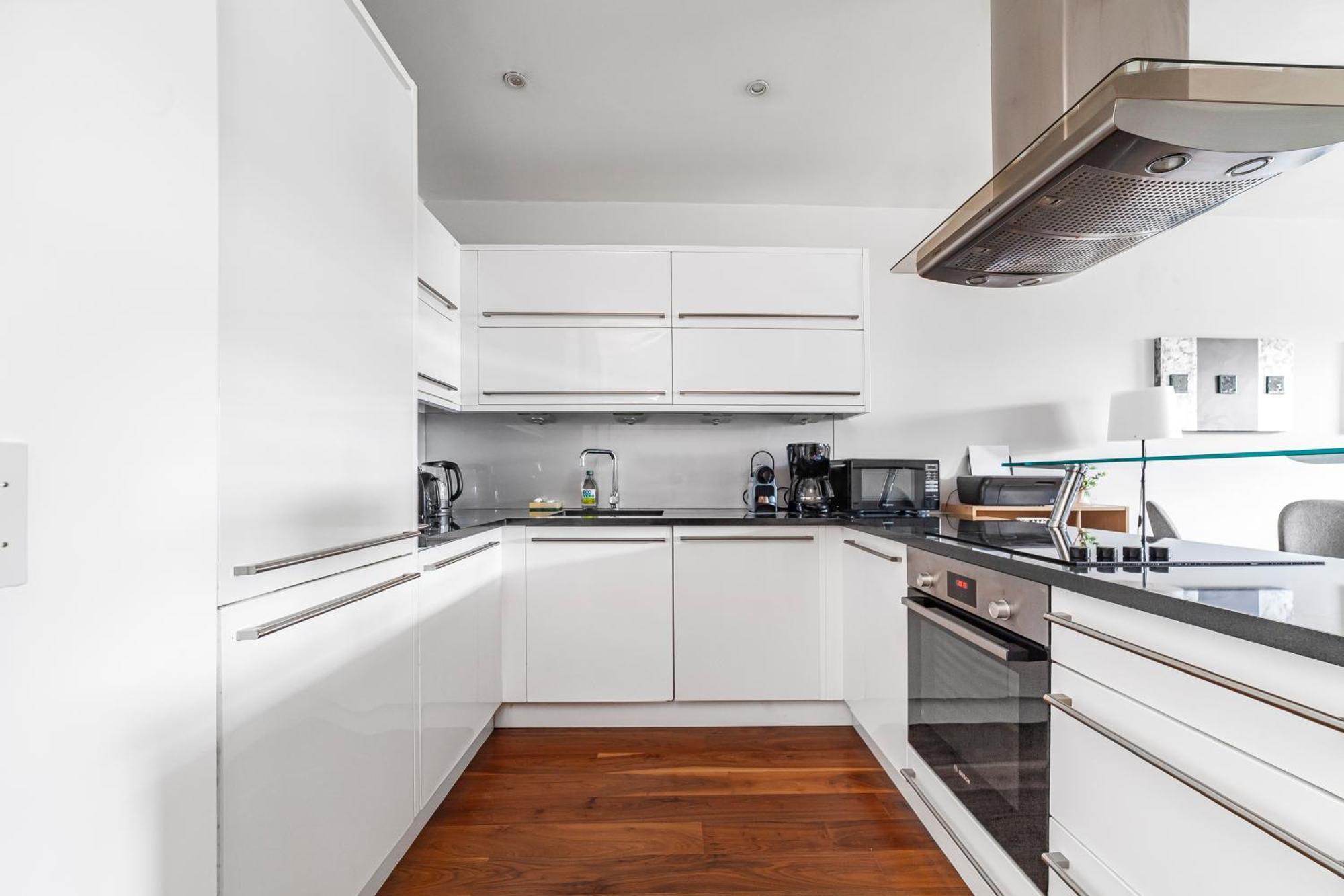 Deluxe Holborn Two Bedroom Apartment Londen Buitenkant foto